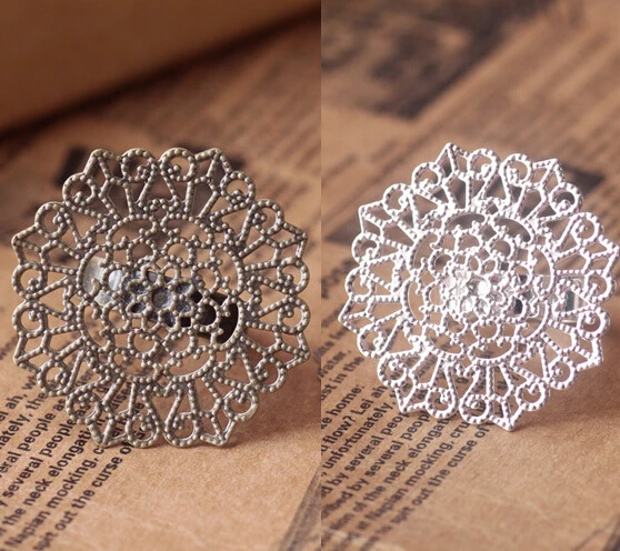 

10pcs 30mm Silver Plated Copper Metal Round Flower Filigree Flat Pad Adjustable Ring Blank Base for DIY Jewelry