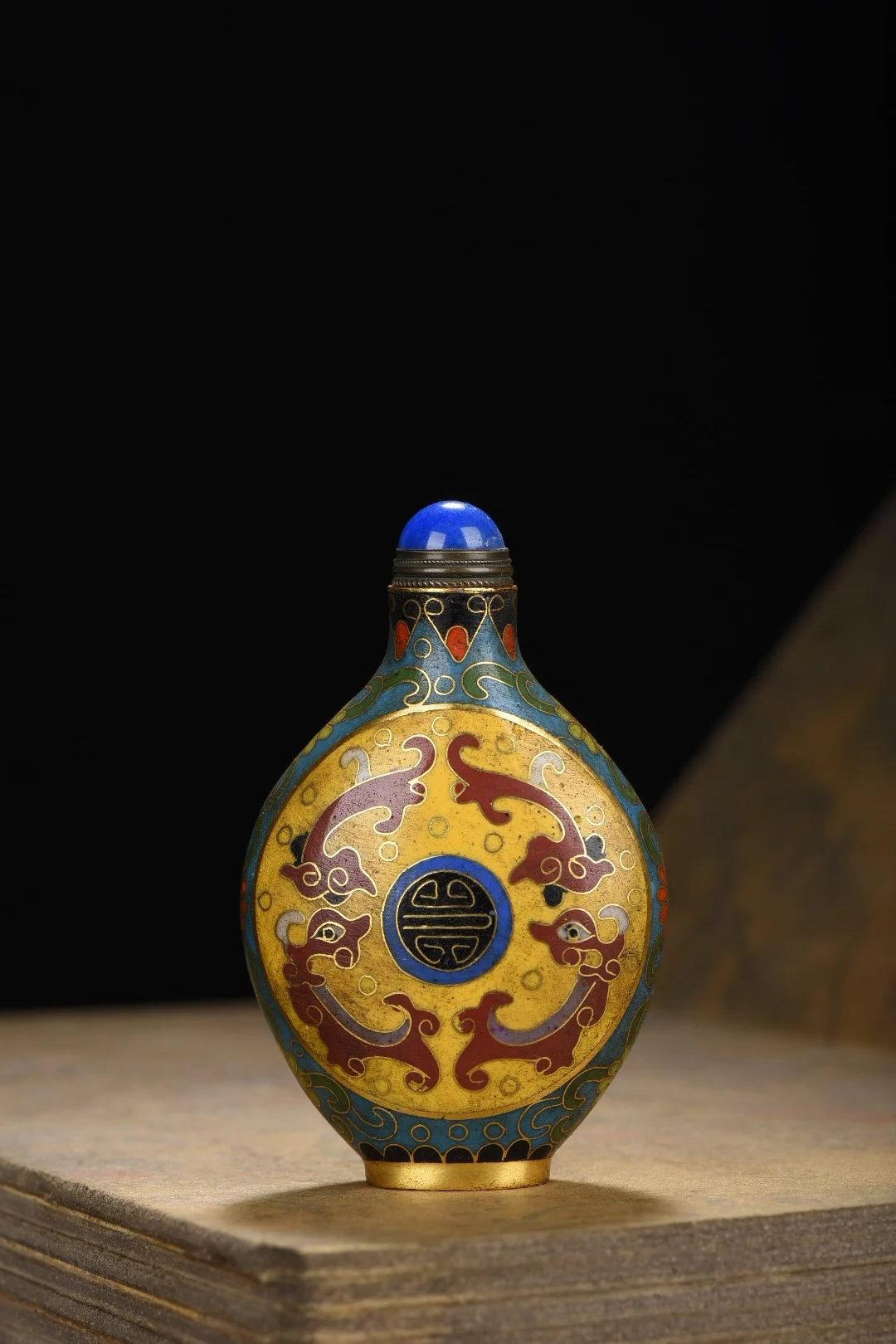 

3"Tibetan Temple Collection Old Bronze Cloisonne Enamel Fushou Pattern aromatherapy snuff bottle ornament Town house Exorcism