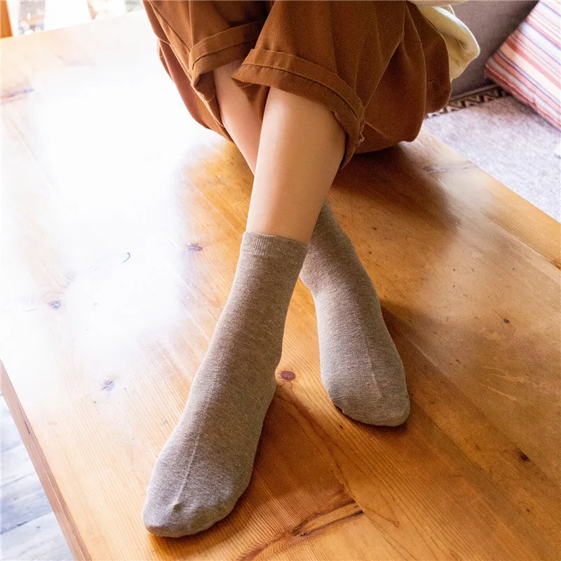 Spring and Autumn Socks Japanese Series Solid Color Women's Medium Tube Socks High Rib College Style Cotton Socks