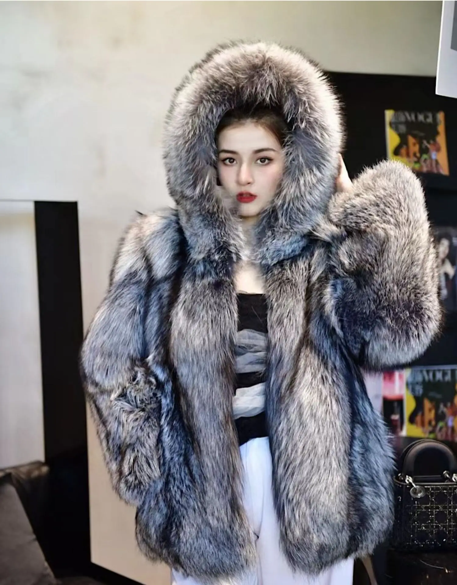 Winter Women Real Fox Fur Coat Wholeskin Silver Fox Fur Jacket Female Thick Warm Luxury Overcoat Ladies Outerwear Fashion Brand