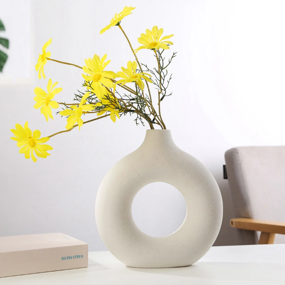 

Circular Hollow Ceramic Vase Home Decoration Donuts Flower Pot Nordic Office Desktop Living Room Wedding Decor Valentine Gift