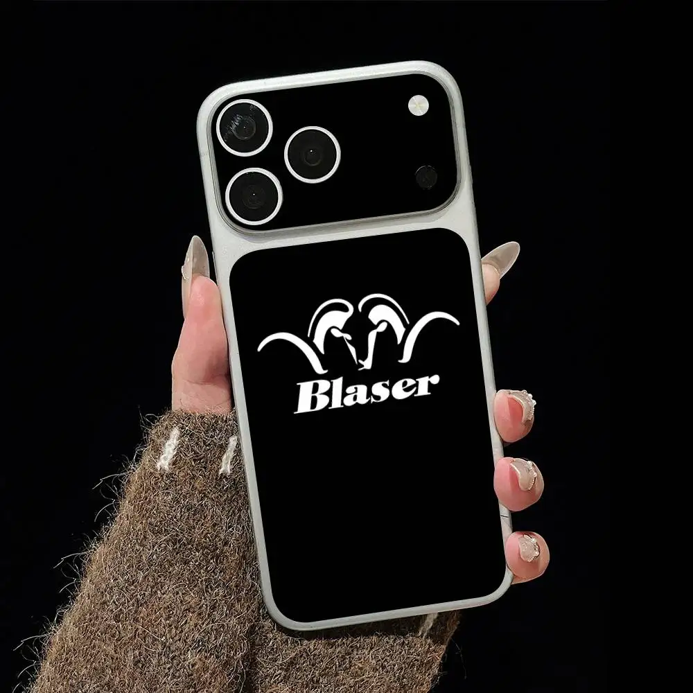 Фото Защитная наклейка-пленка Blaser USA Rifles для задней панели iPhone 17 Pro/17 Pro Max №3