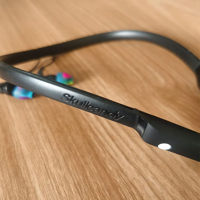 

Skullcandy Method Wireless Bluetooth Earphone Neckband Sport Headphone suit for Gym Exercise Running etc.