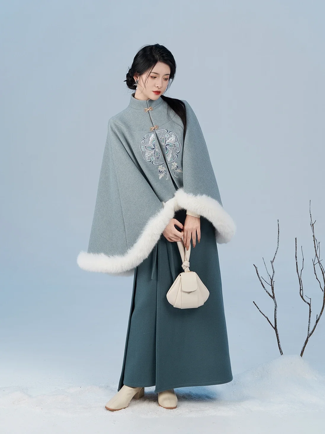 New Chinese Cloak Wool Jacket Spinning Skirt Two-piece Set