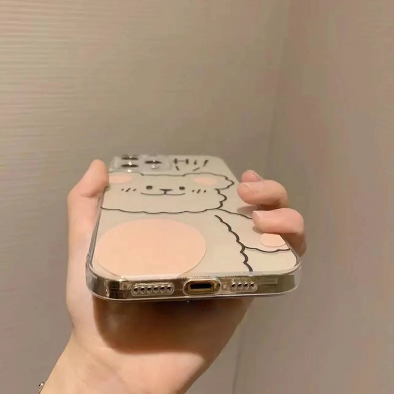 Fun and Cute Cartoon Bear Transparent Soft Silicone Anti-fall Case Suitable for Iphone 14 13 12 11 Pro Max X XR XSMAX 8 7 Plus