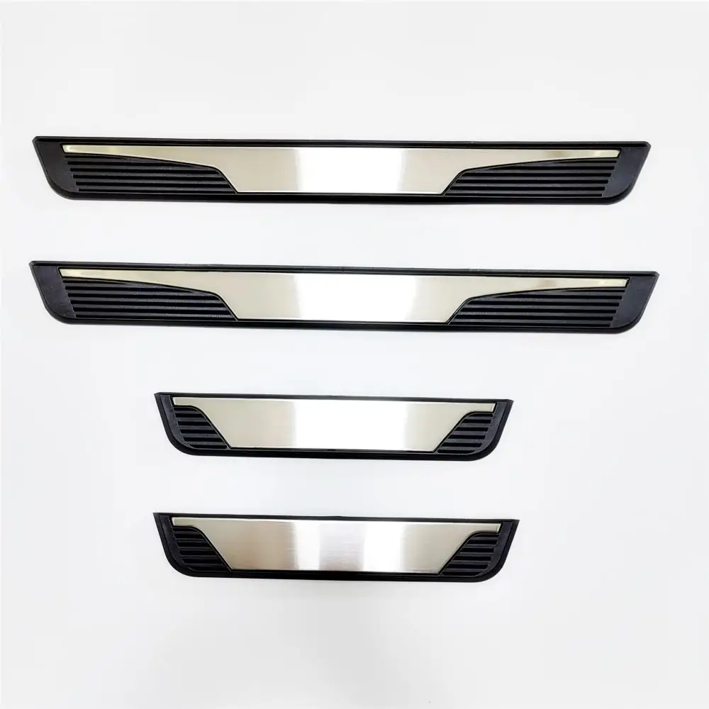 

Накладка на порог для Toyota RAIZE 2019 2020 2021 2022 2023