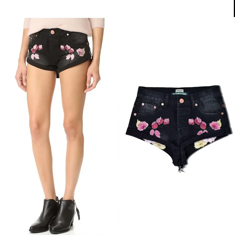 Рисунок 5 - Женские джинсовые шорты с вышивкой в стиле ретро