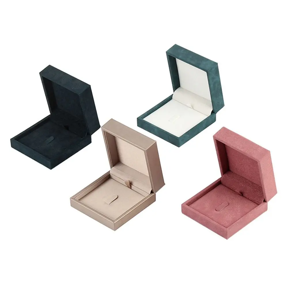 

Portable Organizer Durable Exquisite Gift Storage Case Jewelry Display Case Badge Box Brooch Box