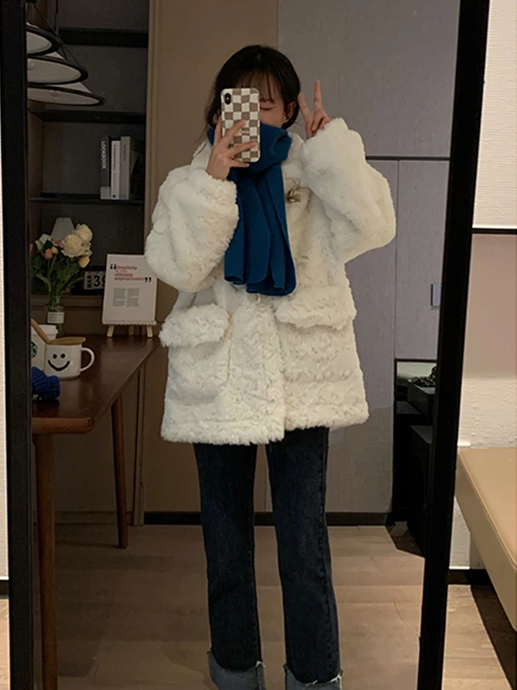 Autumn and Winter Women clothes New Lamb Wool Outerwear High-Grade Fur Integrated Soft Glutinous Imitation Rex Rabbit Thi...