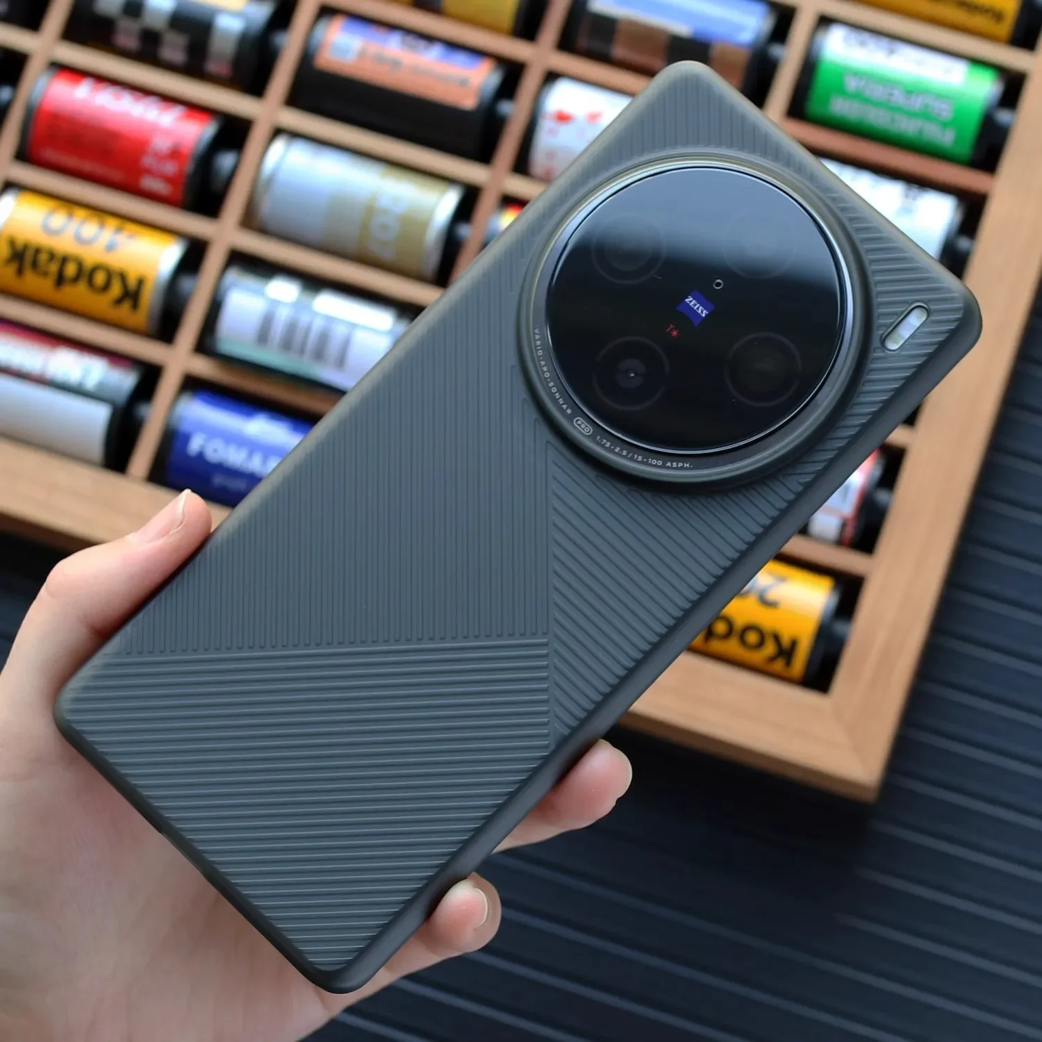 Чехол для телефона ViVO X100s V2359A 2024 ультратонкий матовый прозрачный противоударный