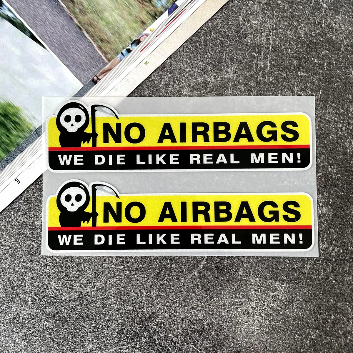 

2 шт., без воздушных мешков, забавные наклейки для мотоцикла, наклейки для топливного бака, шлема, предупреждающие наклейки, авто солнцезащитный козырек, украшение для окна, бампера