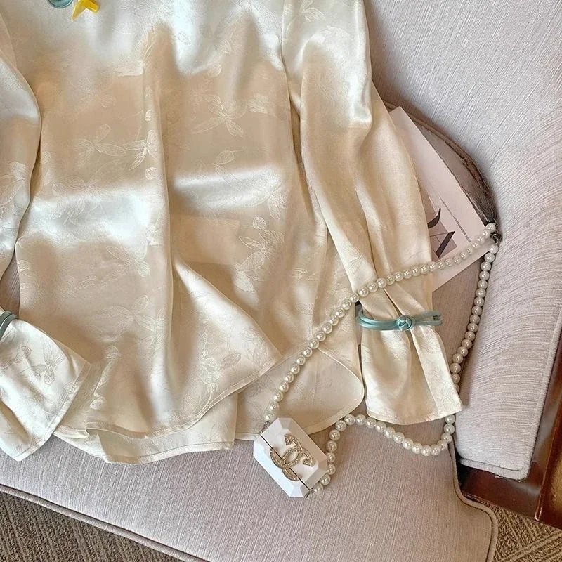 Блузка Женская атласная с круглым вырезом и длинным рукавом