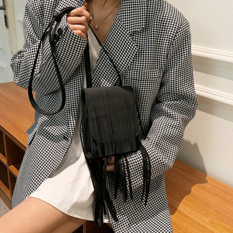 Women Vintage Tassel Messenger Bag 2022 New Fashion Women Bag Trend Shoulder Small Square Bag