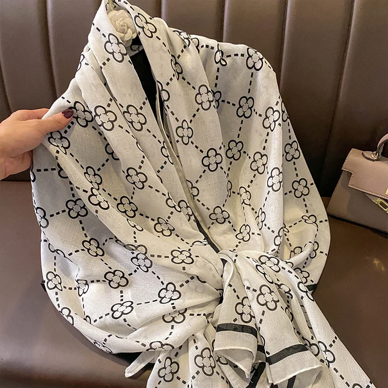 

Luxury Brand Cotton Scarf Women Large Shawls Design Hijab Echarpe Print Tassel Scarves Lady Beach Stole Muffler Foulard Pareo