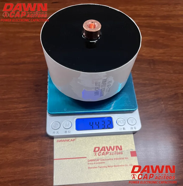 Фото DAWNCAP DTR 0,12 мкФ 2000 В 3000 В переменного тока 60 А 80 А резонансный конденсатор 65 72 93*55 мм M8 №1