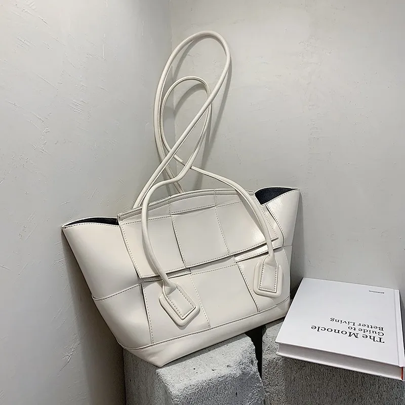 

Female Shopping Bag Shoulder Crossbody Bag for Women Large Capacity Messenger Women's Bag 2022 Trend Designer Luxury Handbag