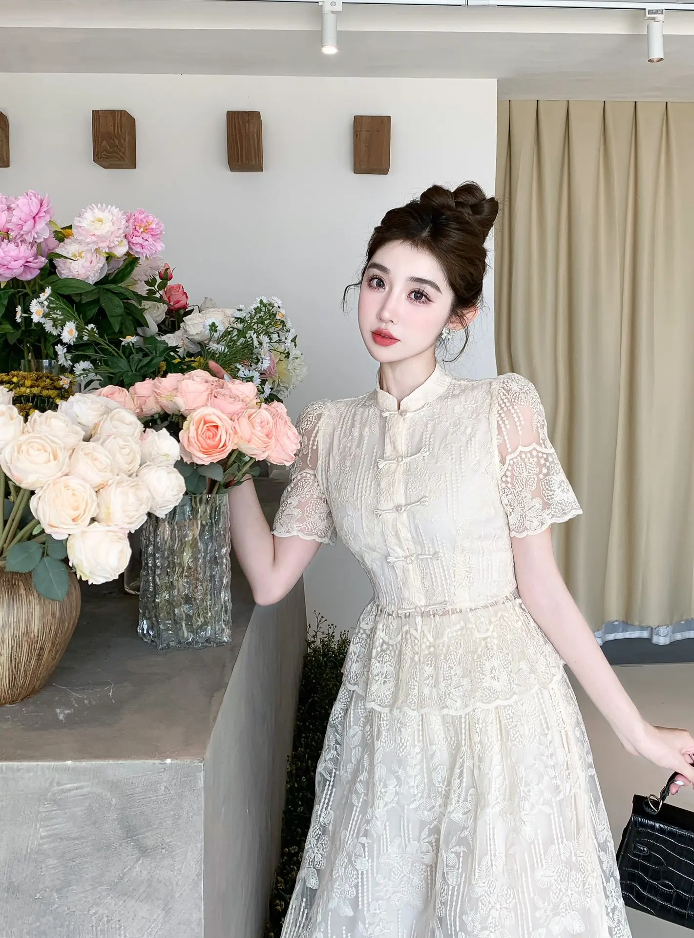 

2023 Spring/Summer Fashion New Women's Clothing Hollow Water Soluble Flower Top High Waist Skirt 0704