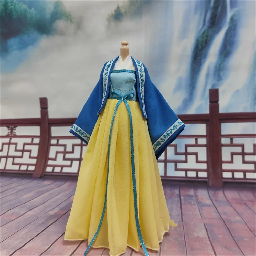 

Customize Long Dress 1/6 Scale Female Hanfu Chinese Ancient Robe Loose Clothes Model Fit 30cm BJD Soldier Action Figure Body