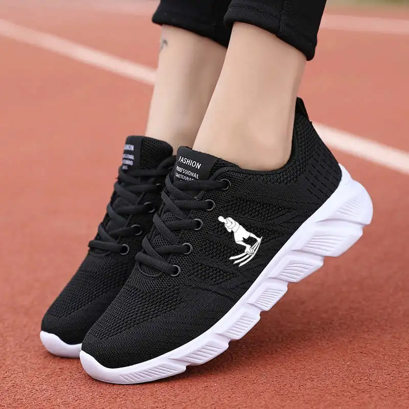 

Couple Women Sport Shoes Shock Absorbing Women Running Shoes 2021 Snackers Fashionable Sports Shoes Light Green Sneakers Tennis