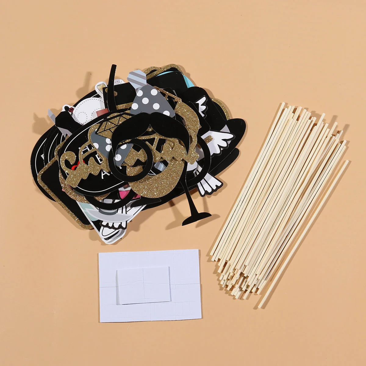 

53 Pcs Wedding Decor Paper Photo Prop 53 Piece Set Creative Posing Props Wooden Wedding Party Decoration