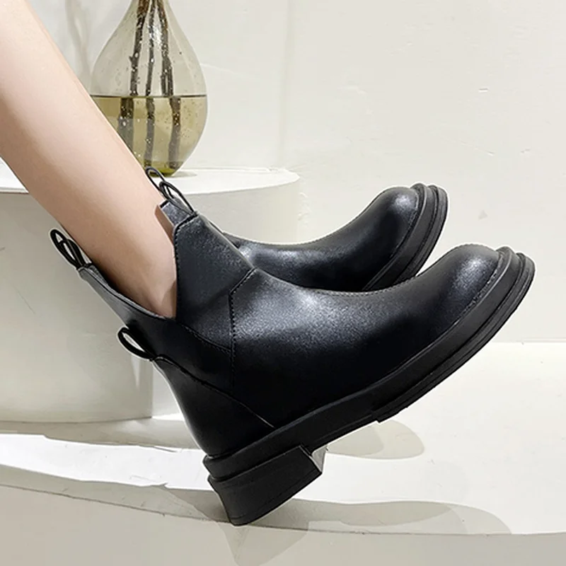 2022 Winter New Round Head Platform Women's Casual Boots Fashion Square Heel Genuine Leather Women's Ankle Motorcycle Boots