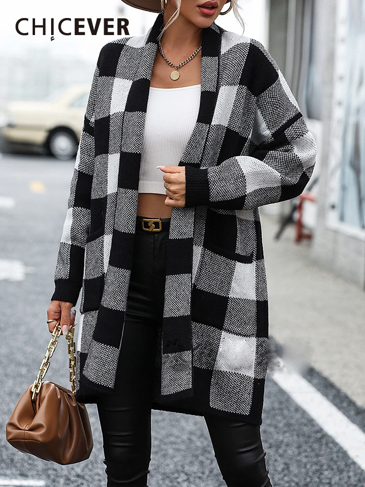 

CHICEVER Plaid Knitting Sweaters For Women V Neck Long Open Stitch Hit Color Loose Folds Patchwork Pockets Autumn Sweater Female