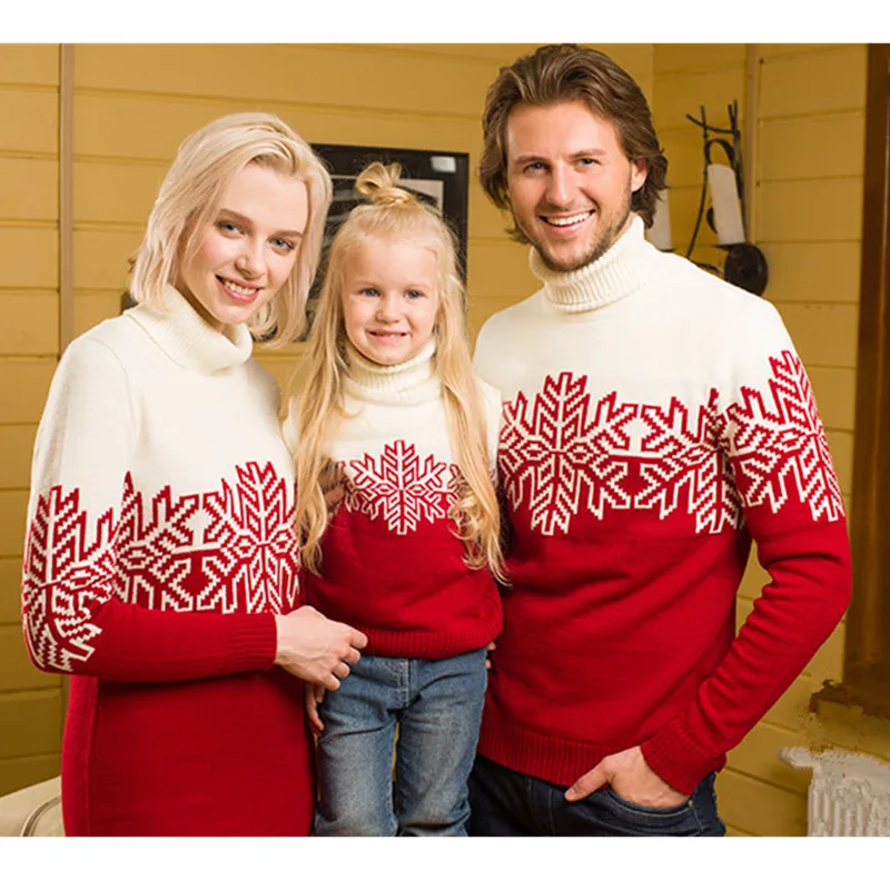 

Fashion Winter Autumn Christmas Family Matching Look Y2K Oversize Long Sleeve Thicken Knitwear 2023 New Year Clothes for Party