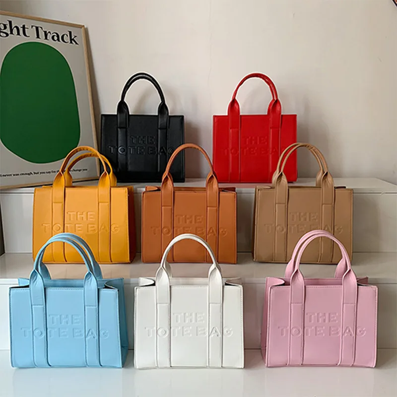 

Tote bag large capacity female commuting bag, trendy crossbody bag embossed vintage handbag women's bag shoulder bag