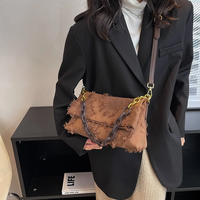 

Canvas Crossbody Bags for Women 2023 New In Latest Trend Designer Chain Shoulder Armpit Handbags Small Underarm Bag Hot
