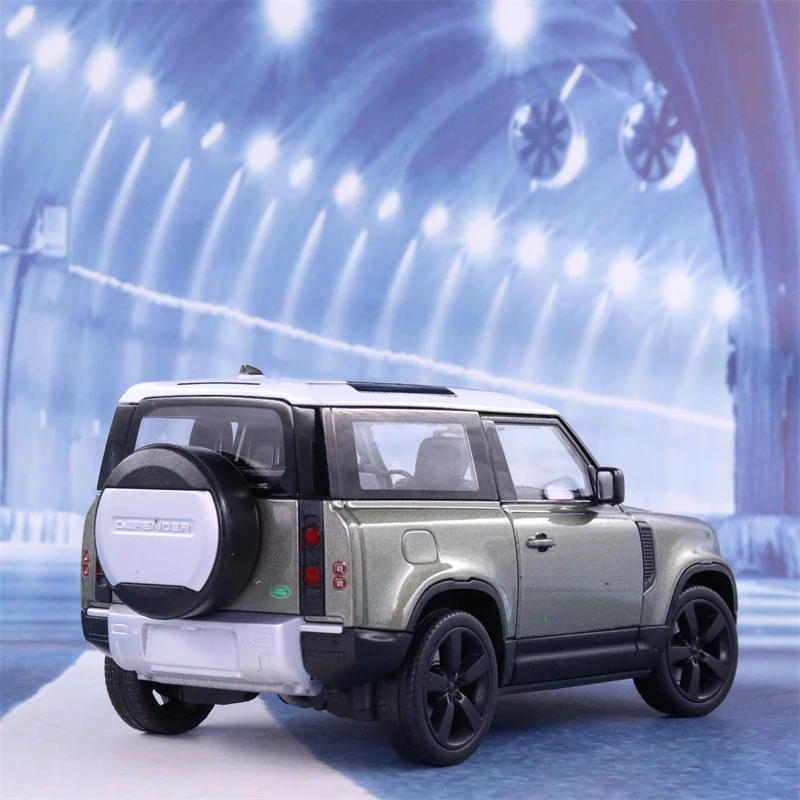 WELLY модель автомобиля в масштабе 1:26 2020 Land Rover Defender Классическая из металлического