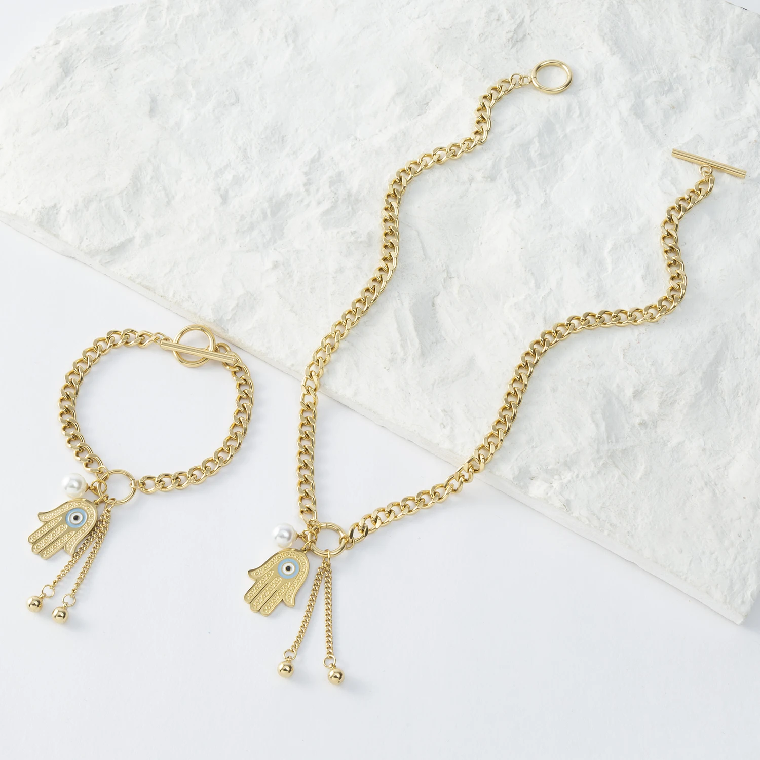 

2023 Mar Hot Selling Women's Lucky Bracelet Stainless Steel Jewelry Exquisite Gold-plated Wedding Banquet Accessories