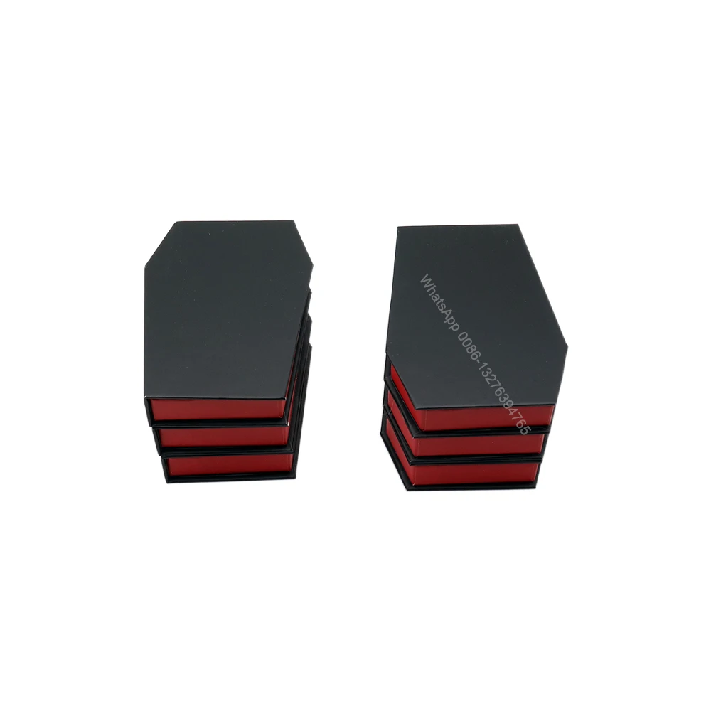 Рисунок 5 - Черная коробка для ресниц