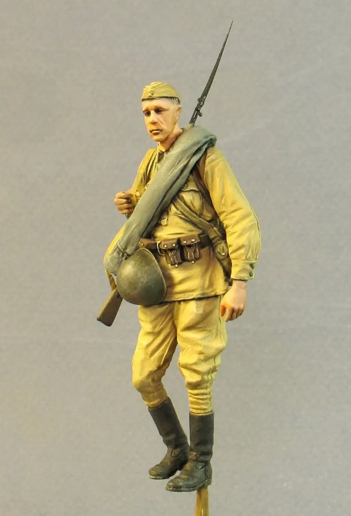 

1:35 Scale Die Cast Resin Figure Model Assembly Kit Soviet Red Army Infantry Unpainted Free Shipping (1 Person)