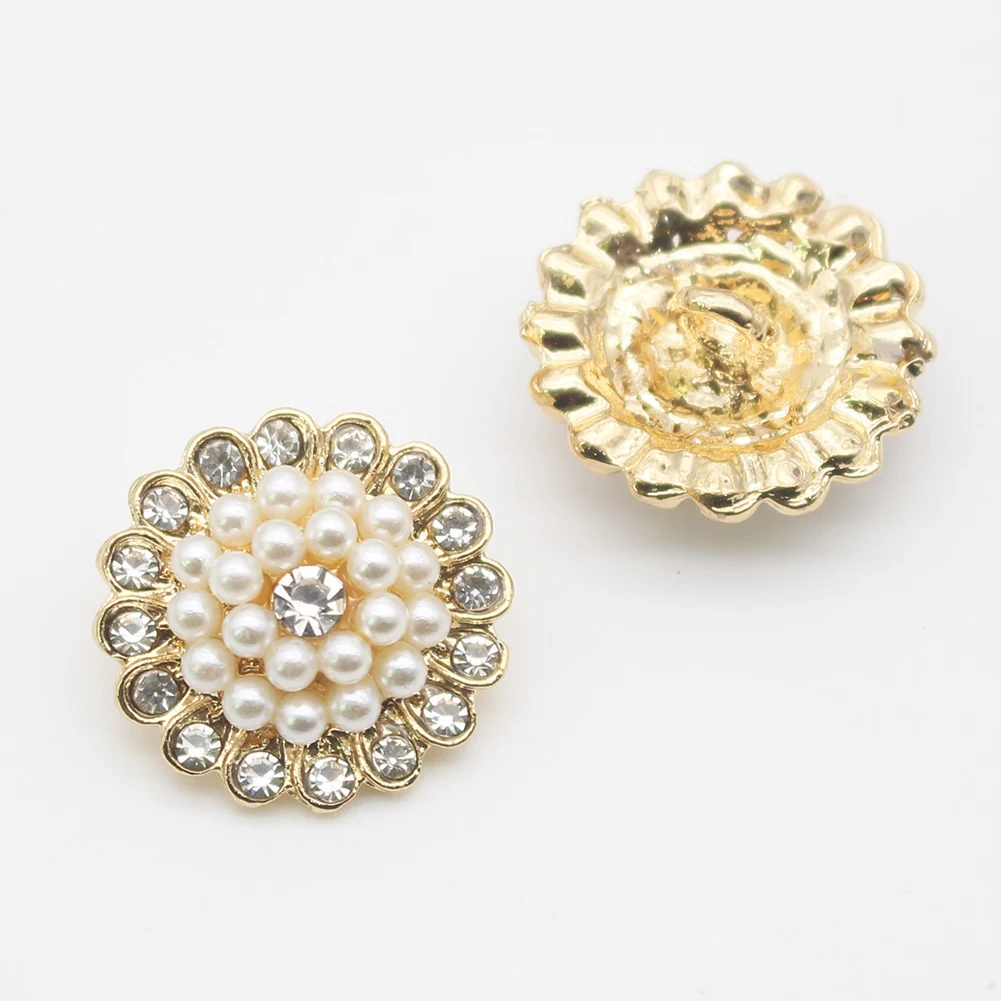 

The new mini 18mm 10 piece ivory pearl diamond sewing button is used for artificial crafts decoration clothing buttons