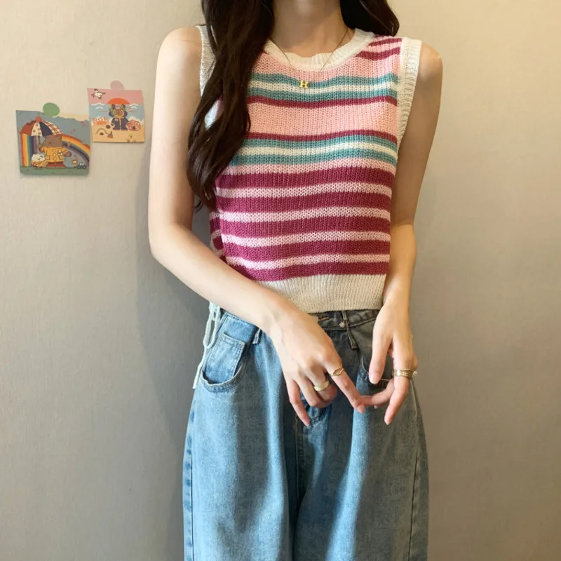 Летняя новинка женская трикотажная футболка без рукавов в радужную полоску