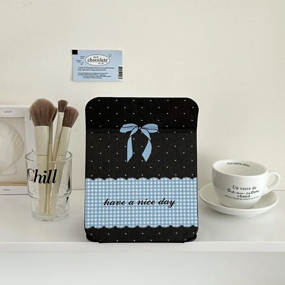 Настольная подставка из искусственной кожи зеркало с розовым бантом складное