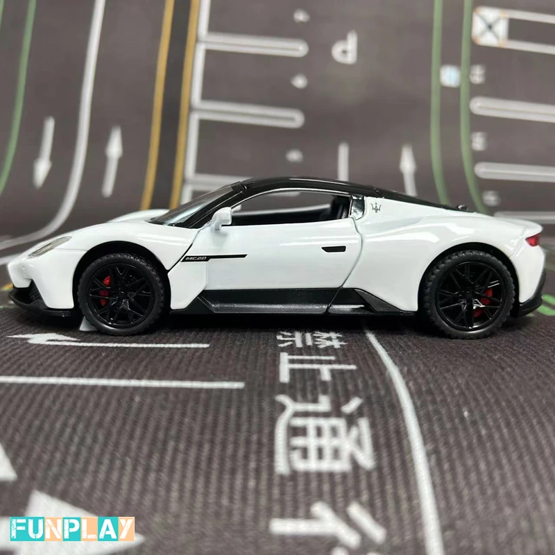 

1/32 Die Cast Models Car MC-20 Scale Model Maserati 4 Year Old Toy For Boy Kids Gift 1/32 Alloy Car Hobby Metal Toy