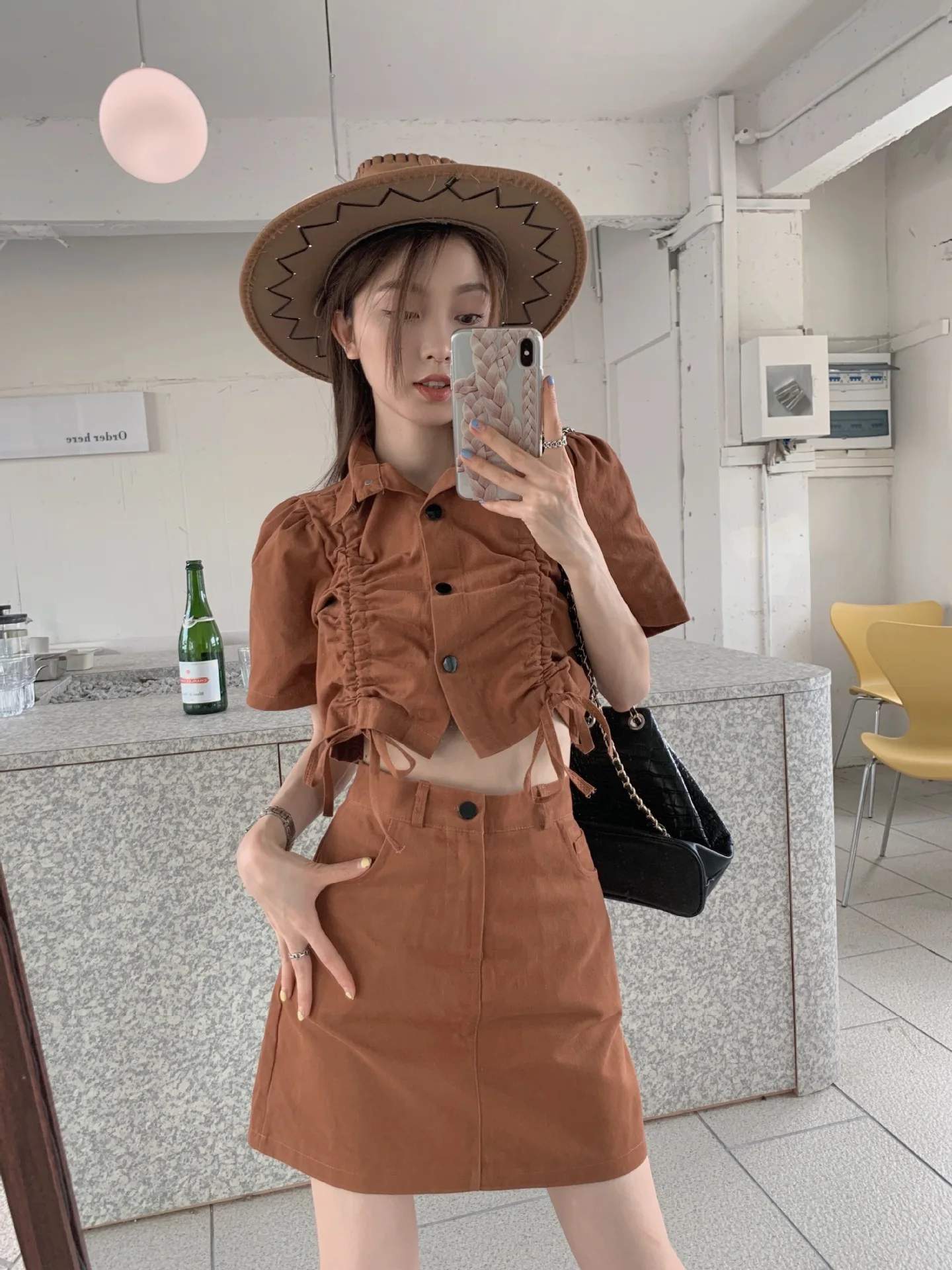 

Small Salt Style Casual Fashion Age Reducing Spicy Girl Small Fragrant Style Shirt Short Skirt Two Piece Set for Women