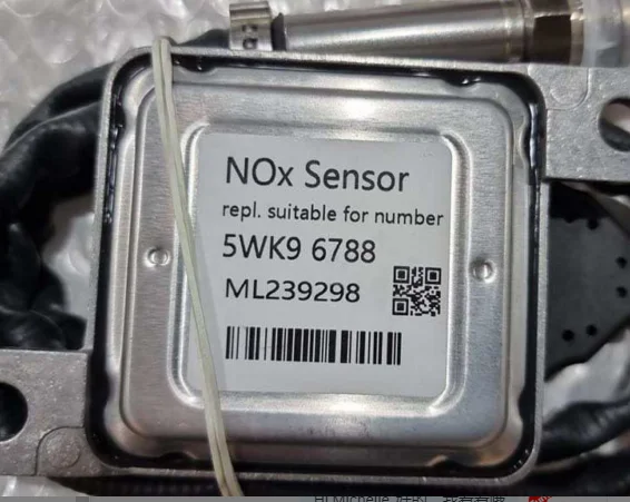 

High Performance 12V Nitrogen oxygen sensor Exhaust Gas Systems NOX sensor 5wk9 6788 ML239298