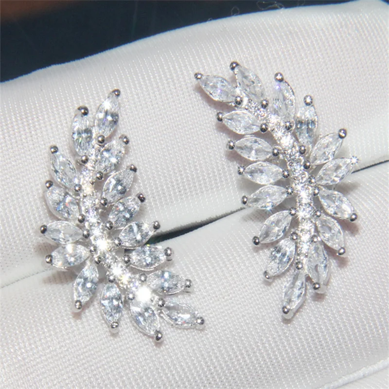 

Женские серьги-гвоздики в форме листа, с фианитом