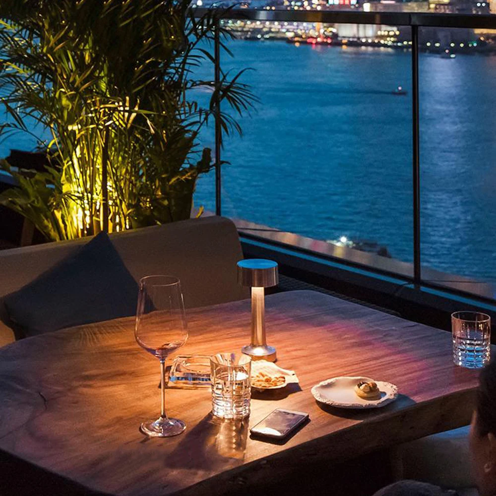 Винтажная настольная лампа