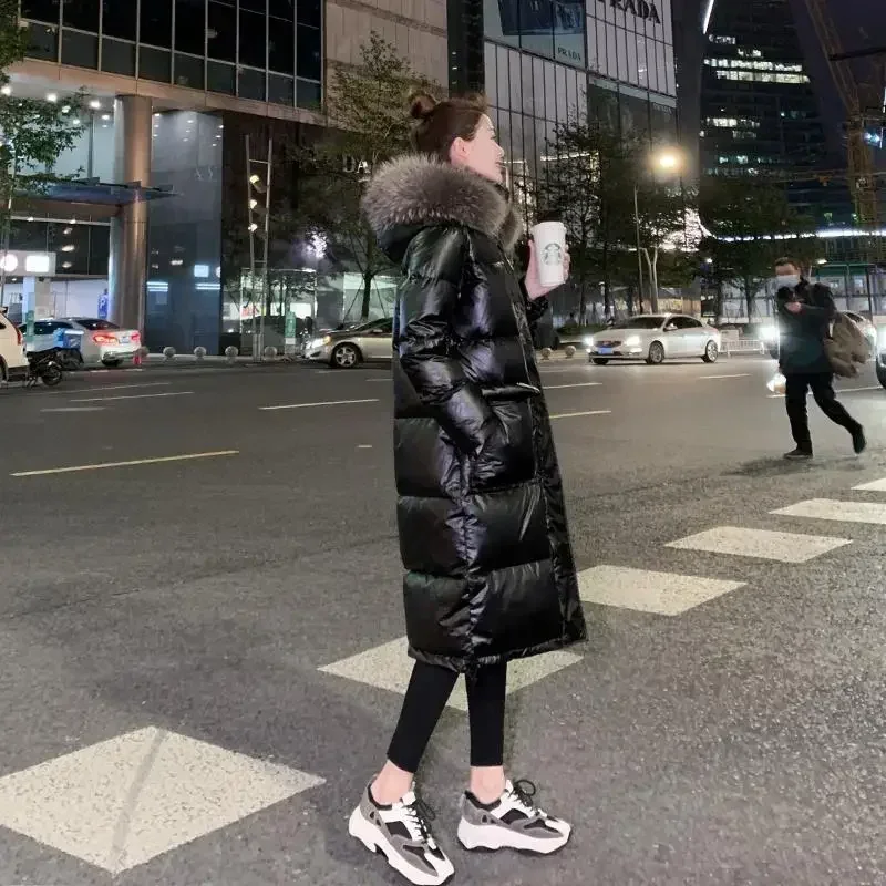 

Женский Длинный Зимний пуховик с капюшоном и воротником из меха енота