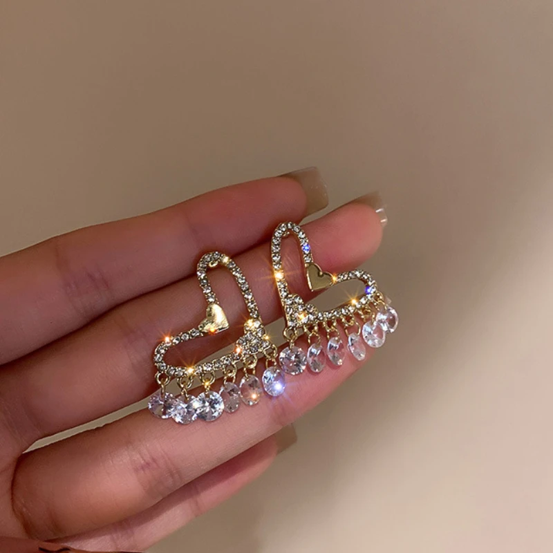 

KAITIN Diamond Set Zircon Tassel Heart Earrings for Women Korean Fashion Versatile Earring Temperament Simple Fashion Jewelry