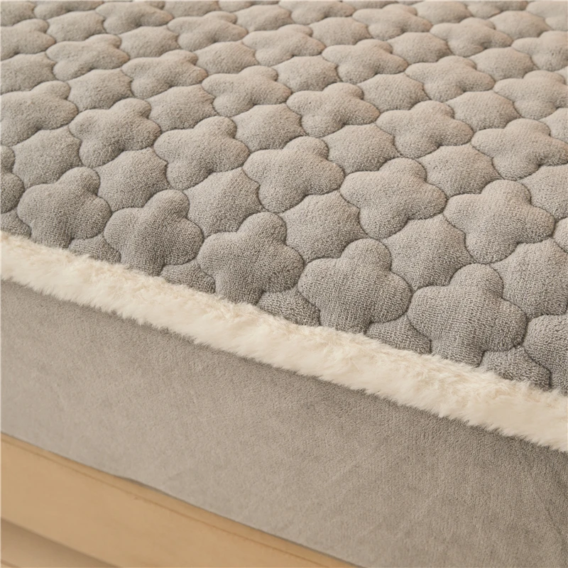 Стеганое покрывало для кровати бархатный защитный матрас приятное на ощупь