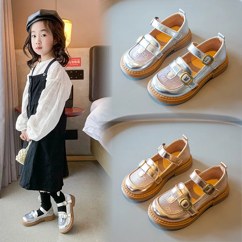 

spring and summer new children's sandals girls small leather shoes baby girl shoes shoes with light shoes girls