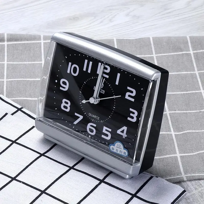 

2022 Square Small Alarm Clock Snooze Silent Sweeping Wake Up Table Clock Battery Powered Compact Portable Travel Alarm Clock