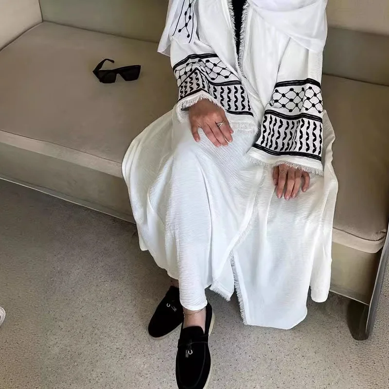 Новинка 2024 мягкая абайя с вышивкой и кисточками мусульманская Рамадана Дубай