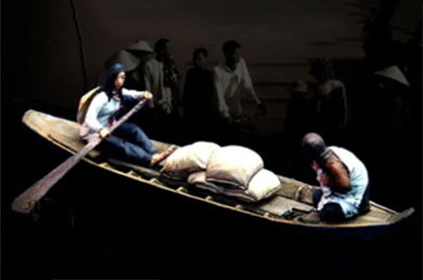 

1:35 Scale Die-cast Resin Sailing Boat 2-person Group (including Boat) Model Text Spray Paint