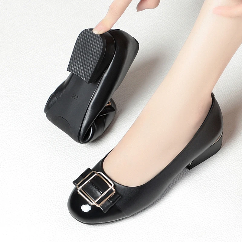 Dress Shoes Women's Real Leather 2023 Spring New Round Head Thick Heel Lady Shoes Fashion Large Size 34-43 Office Shoes Female