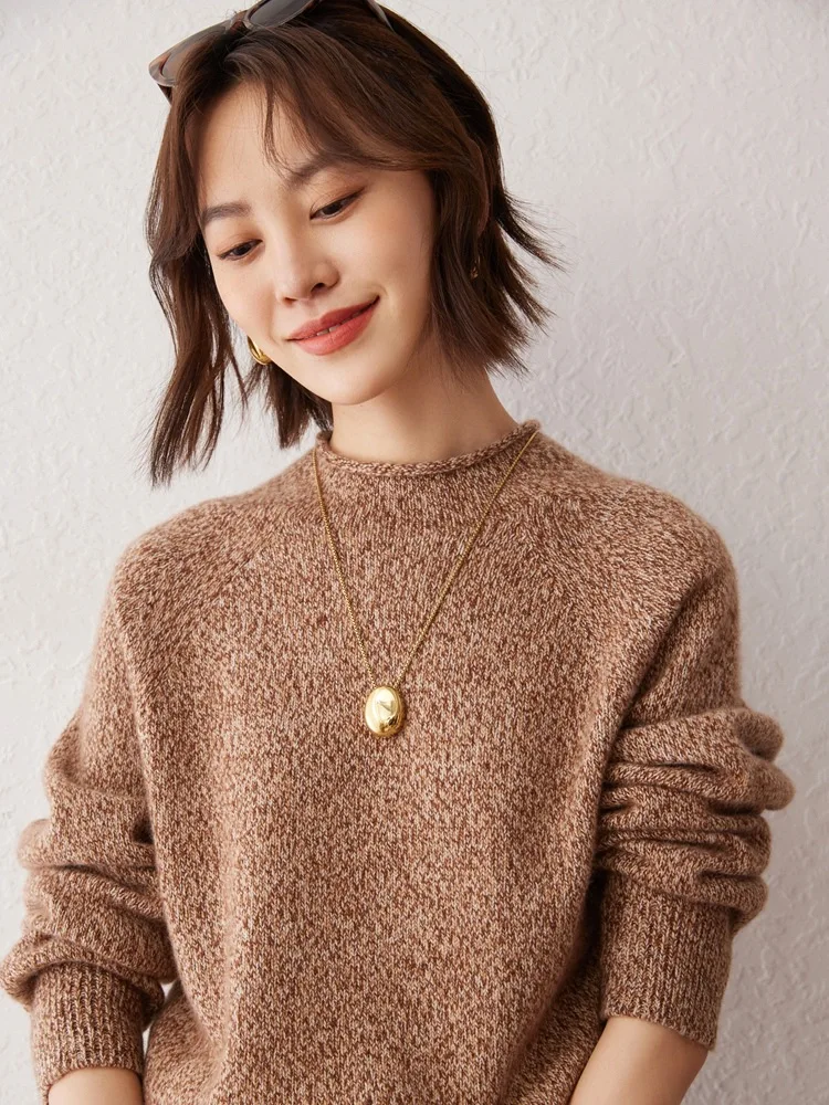 Женский свитер с длинным рукавом круглым вырезом на осень/зиму